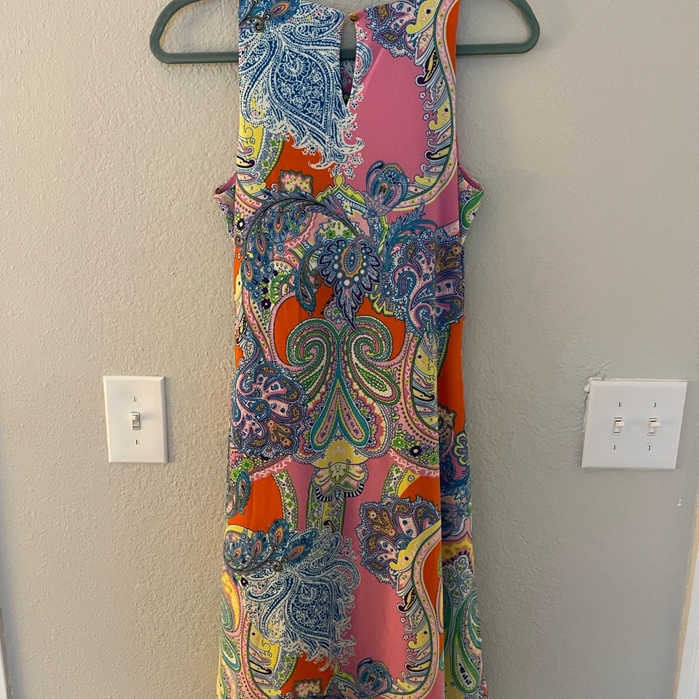 Dress - Picture 4 of 4